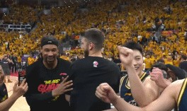 乐鱼体育登录入口-你想都想不到，张皓嘉绝杀了，广东1比1！