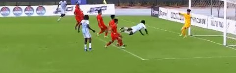 乐鱼体育官方网站-土伦杯：U19国足0比3民主刚果U23 4分钟丢2球！依合散黄油手